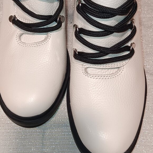 Marc Fisher Black White pebbled leather chunky block heel fashion boots 7.5 size - Picture 6 of 7